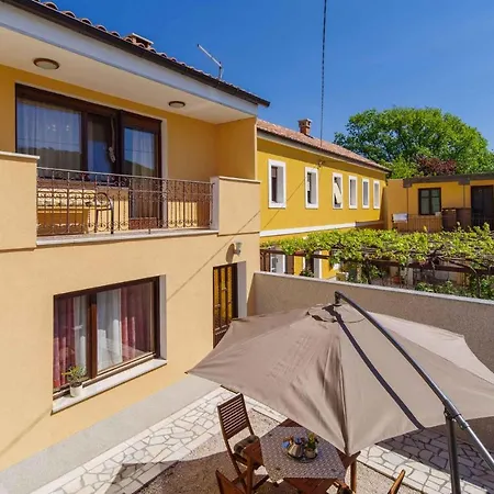 Ferienhaus In Saftici 26679 *