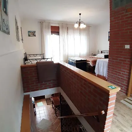 In Saftici 26679 Grižane