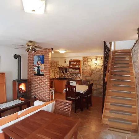 In Saftici 26679 Σπίτι διακοπών Grižane