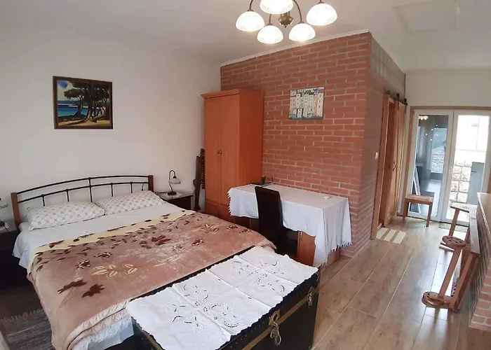 In Saftici 26679 Grižane