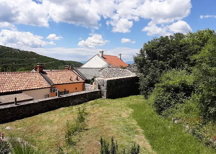 In Saftici 26679 * Grižane